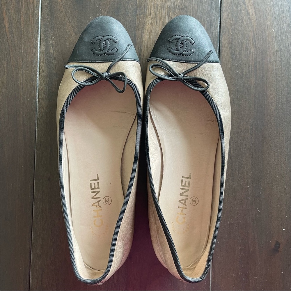 CHANEL Ballet Flats
